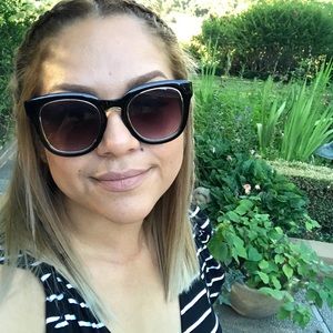 Meet your Posher, Fabiola